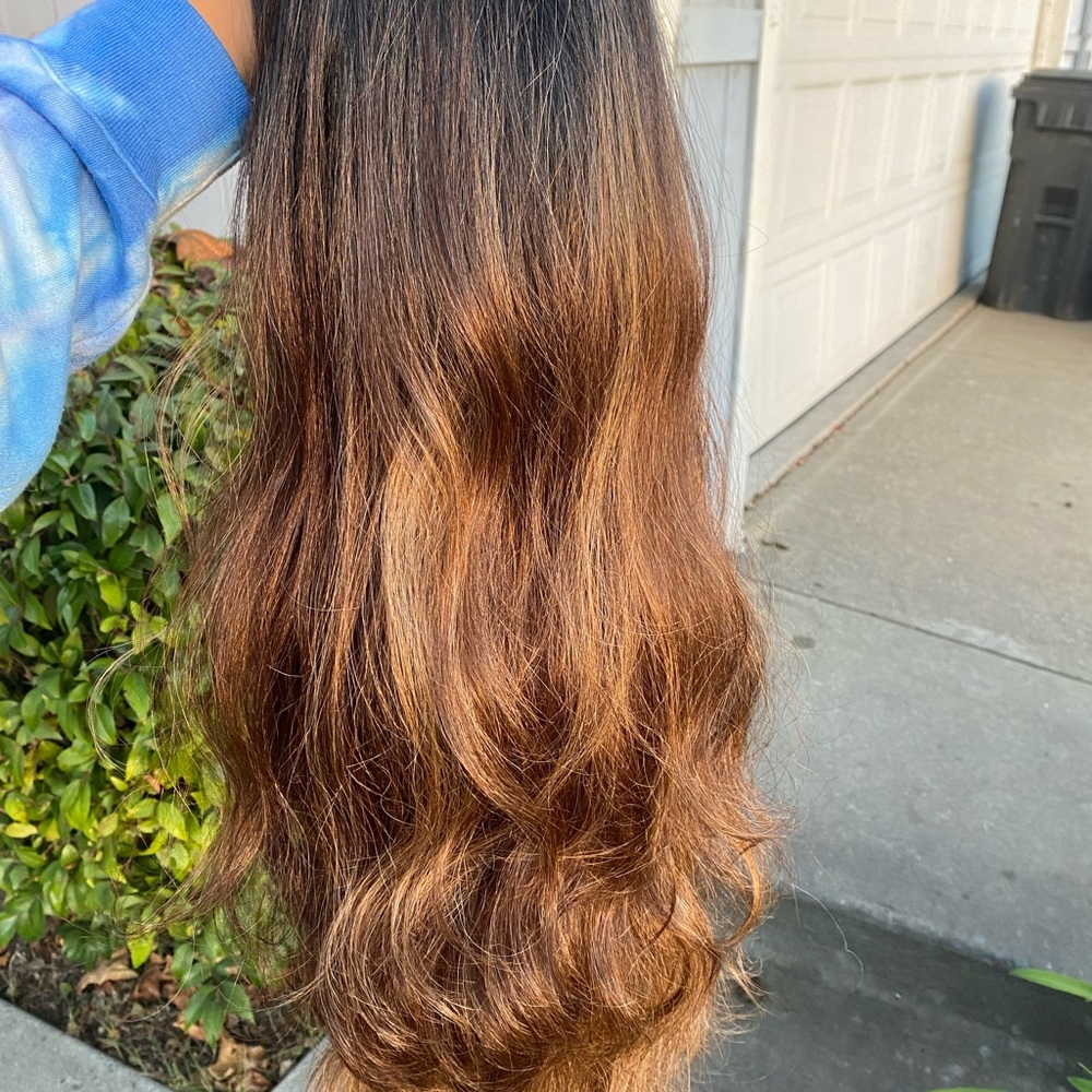 Front Lace Wig - Picture 9 of 15